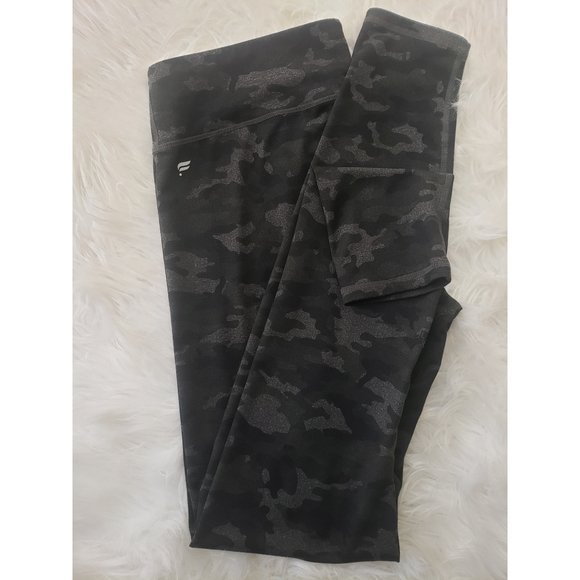 Fabletics Charcoal Camo Mid Rise Powerhold Legging - Picture 3 of 3
